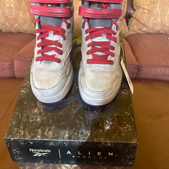 Reebok | Shoes | Reebok X Alien Bb 400 Ii Mid Romulus Weyland Yutani ...
